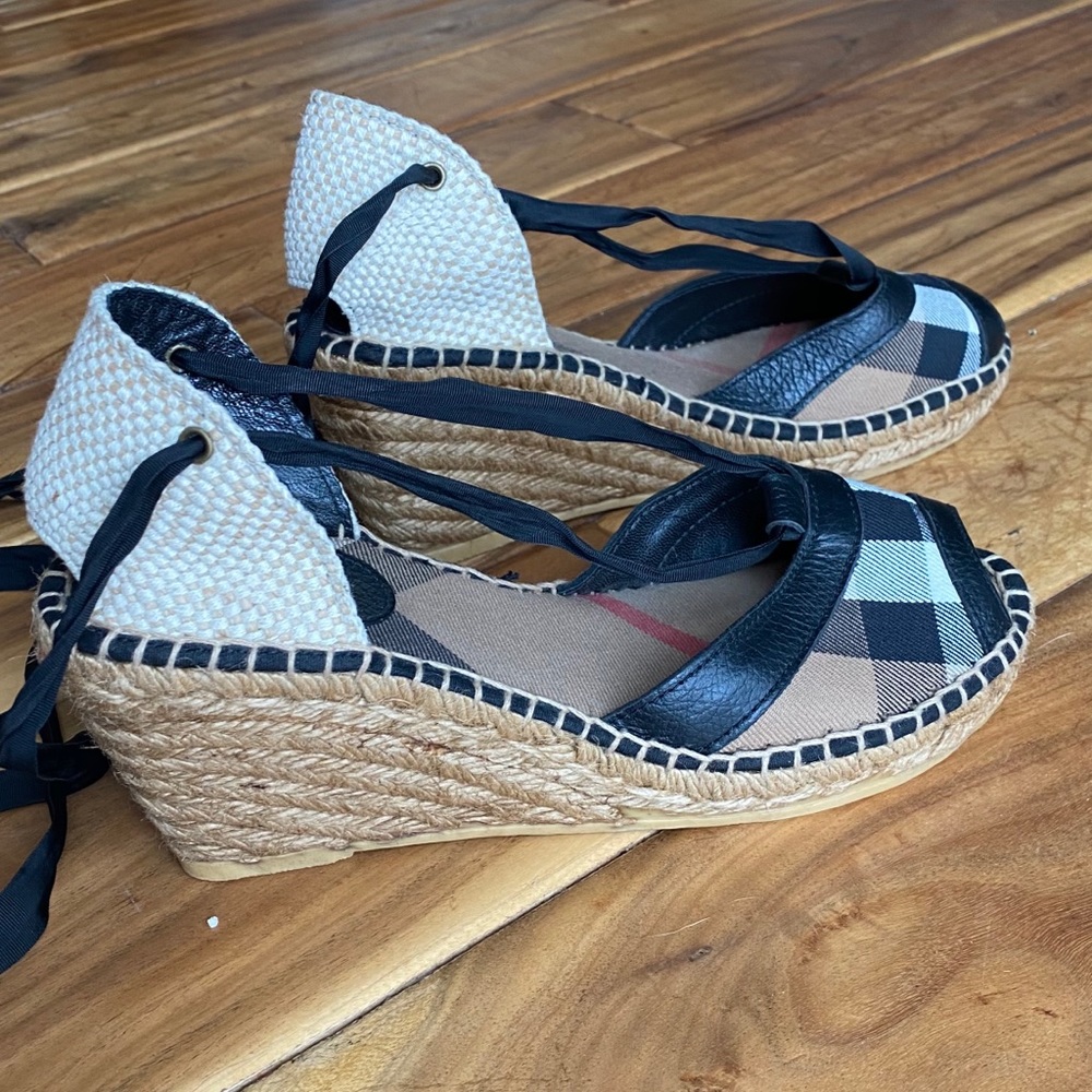 Burberry wedges